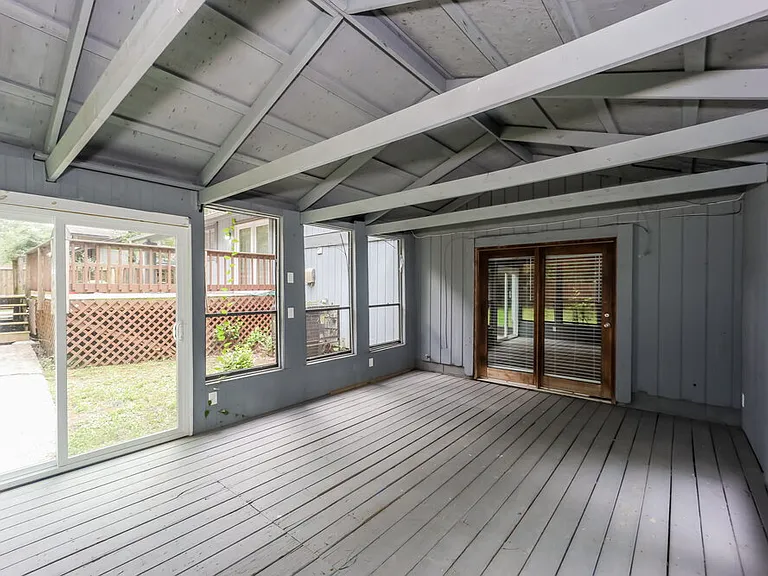 9036 Sterling Ridge Ln — Photo 11