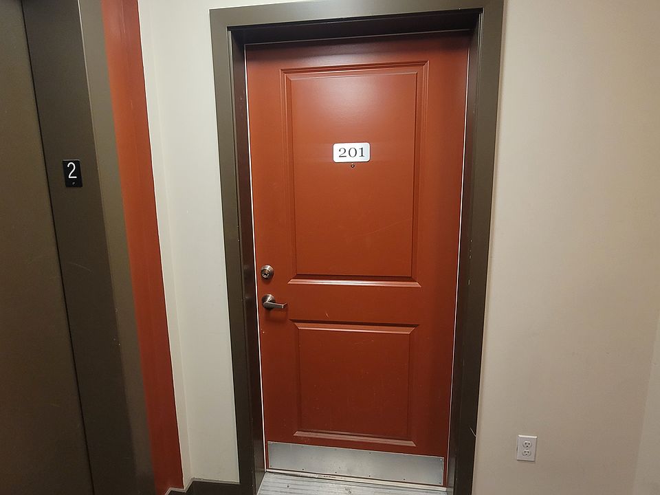 1st image of 3232 15th Ave W #10458121