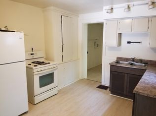 127 Clinton St, Palmyra, NY 14522