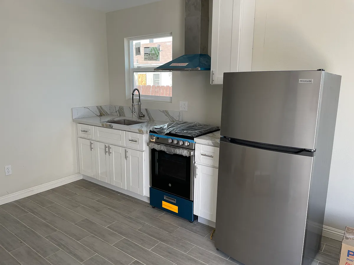 Building Photo - 2834 Massachusetts Ave #2836