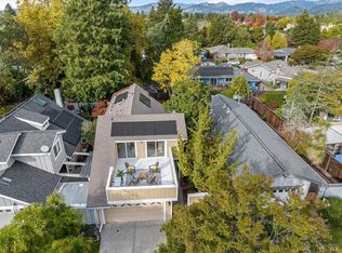 2329 Avenida De Las Brisas, Santa Rosa, CA 95405