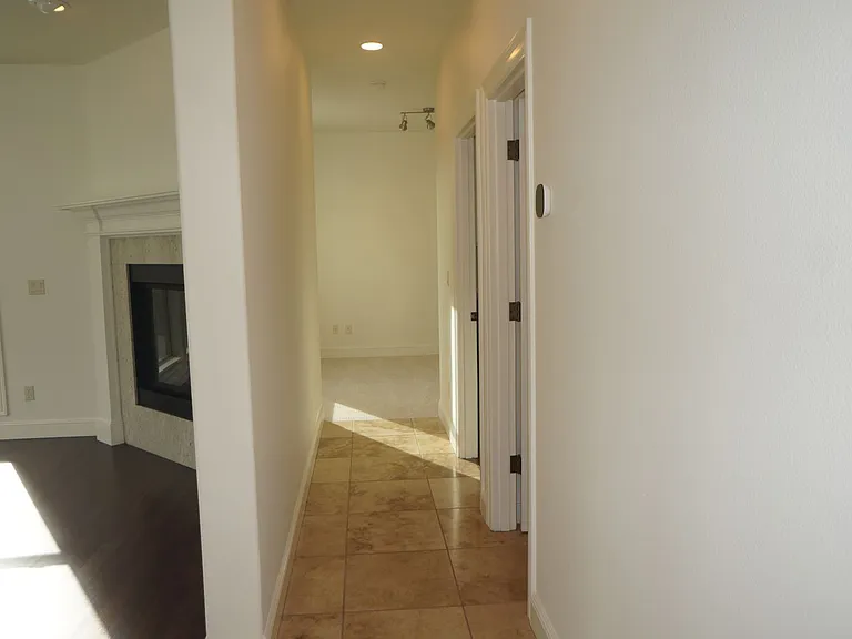 4139 NW Twilight Ter — Photo 14