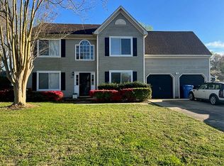 805 Woodstream Way, Chesapeake, VA 23322