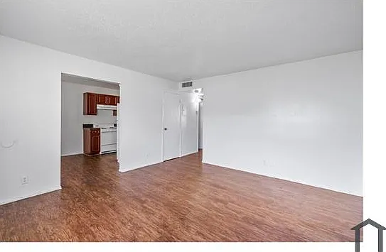 3412 NW 29th St #107 — Photo 12