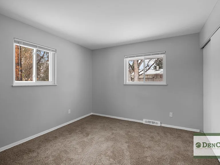3045 Carter Cir — Photo 16