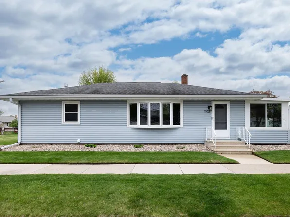 1102 Lake STREET, Onalaska, WI 54650