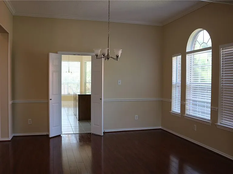 4428 Buchanan Dr — Photo 15