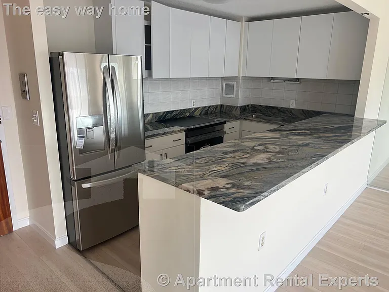 872 Massachusetts Ave #602 — Photo 4