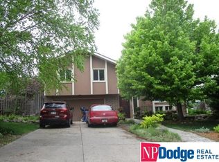 5706 N 128th St, Omaha, NE 68164