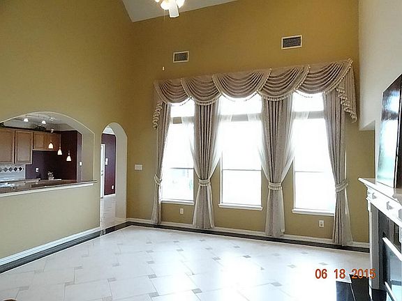 3rd image of 3301 Shoal Lake Ct