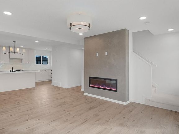 5th image of 1198 Aster Blvd NW