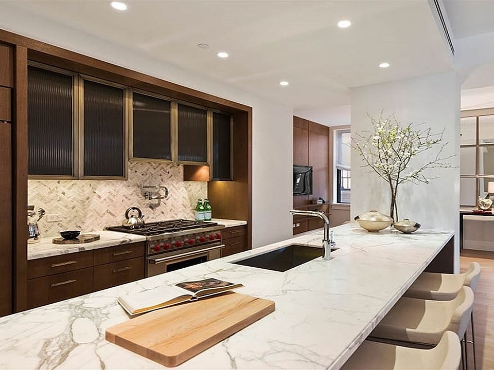 1st image of 100 Barclay St APT 11F
