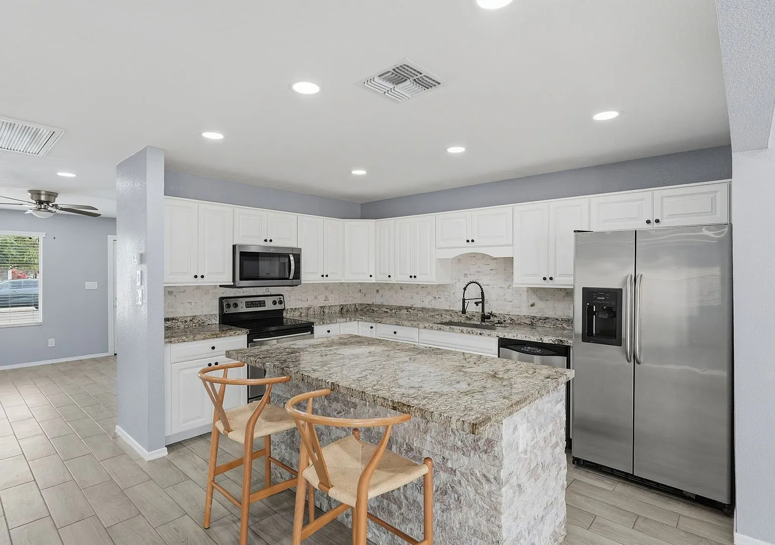 Recently Remodeled Home with All Appliances Included! — Photo 1