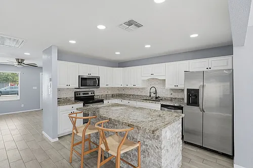 2934 N 79th Ln Photo 1