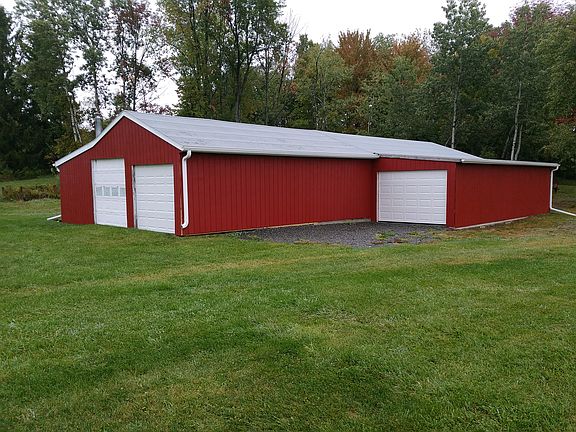 Huge Garage / Workshop