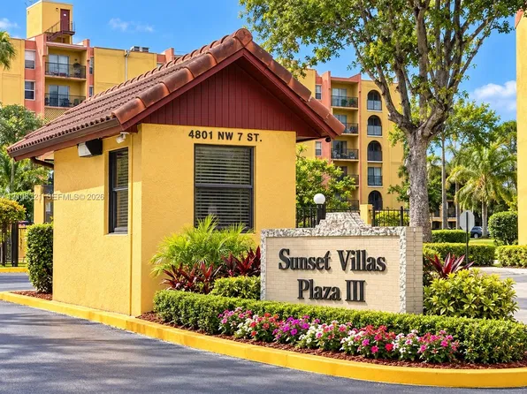 4717 NW 7th St APT 203-10, Miami, FL 33126