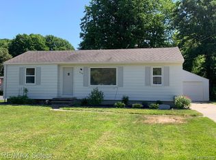 3458 Mills Acres St, Flint, MI 48506