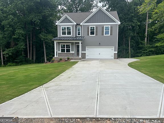 2nd image of 130 Mountain Creek Ln