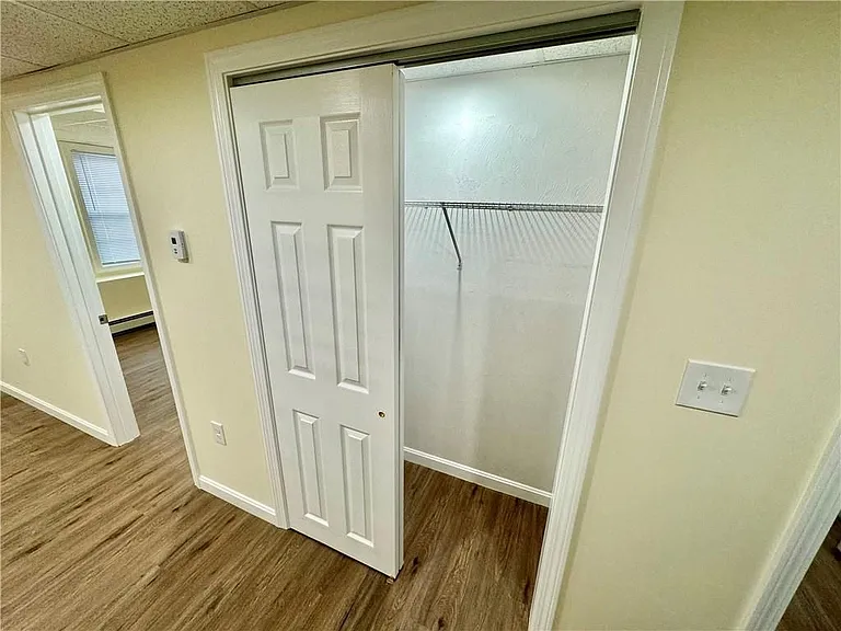 32 Silva St — Photo 24