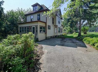 418 E Milwaukee Ave, Fort Atkinson, WI 53538