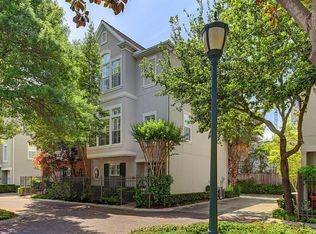 2184 Bancroft St, Houston, TX 77027