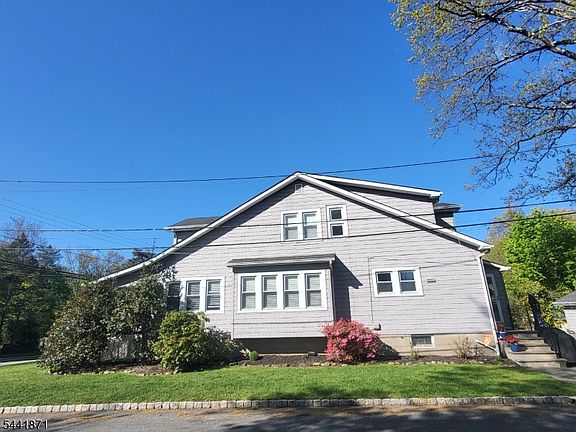 3rd image of 266 Eagle Rock Ave