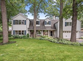 1048 Pleasant Ln, Glenview, IL 60025