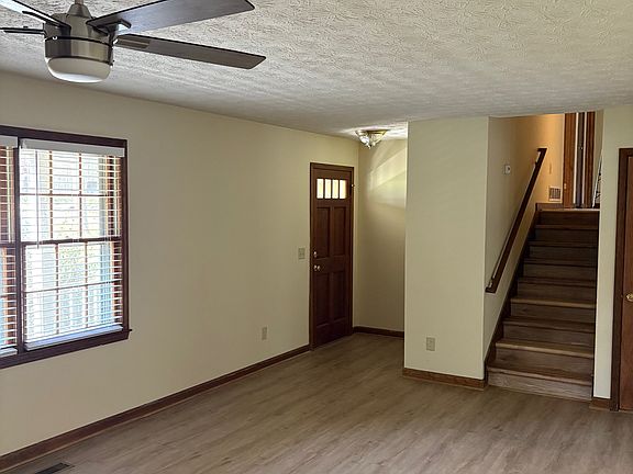5th image of 1377 Jessica Ln