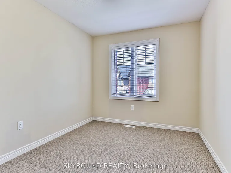 2 Egleston Ln — Photo 24
