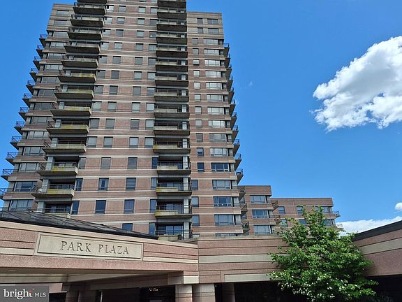 2nd image of 1100 Lovering Ave APT 806