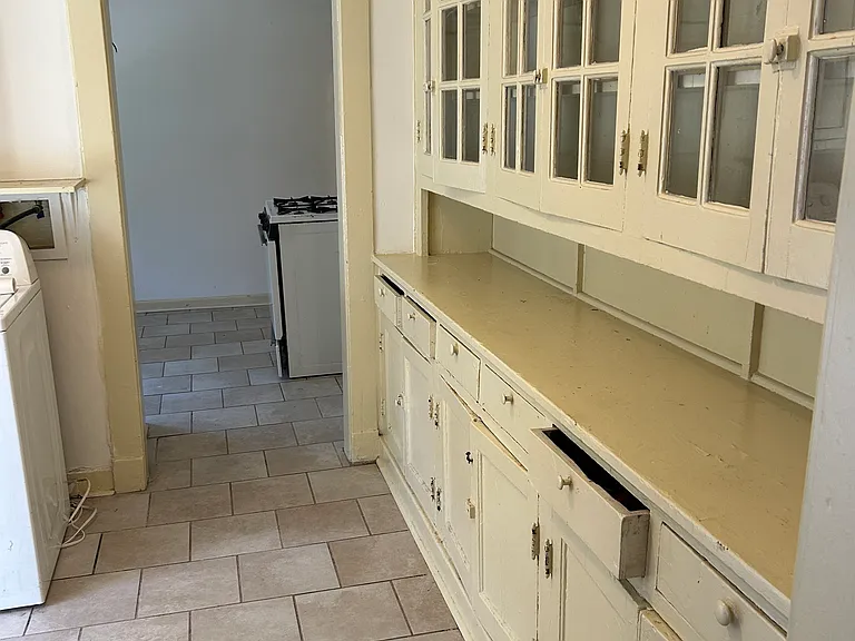 2133 Broadway St #2133 — Photo 10