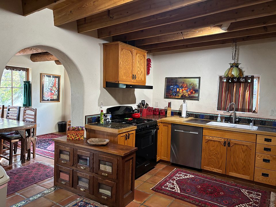 1st image of 441 Apodaca Hl #441