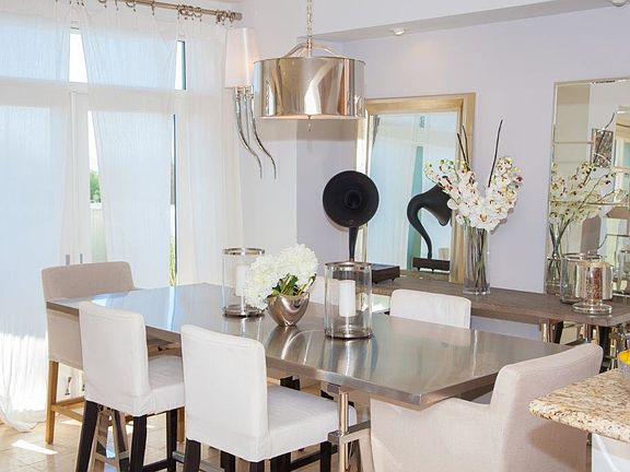 3rd image of 5470 La Jolla Blvd Unit 201