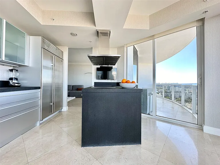 18201 Collins Ave #1901 — Photo 31