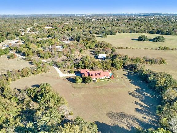 2nd image of 7533 Red Bud Ln