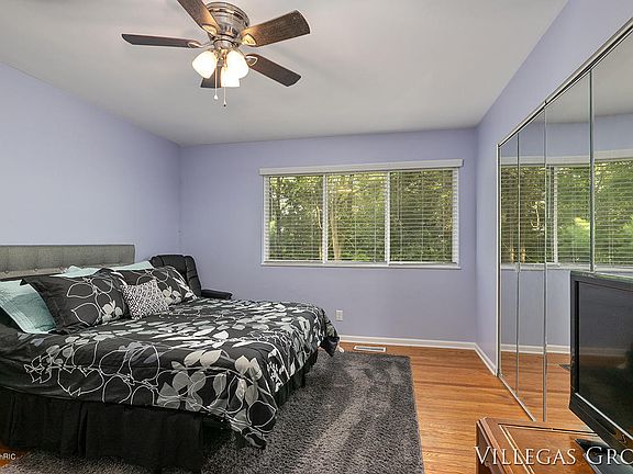 3rd image of 3541 Kenbrooke Ct