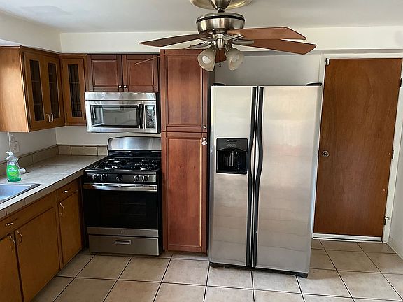 3rd image of 5614 Santiago Dr
