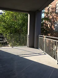 Rented by R New York