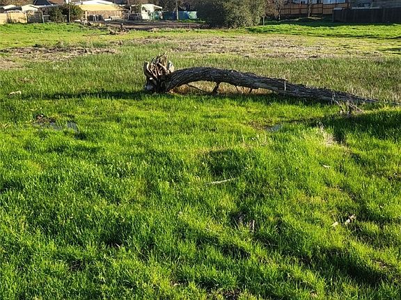 2nd image of 2810 10th St Lot 24