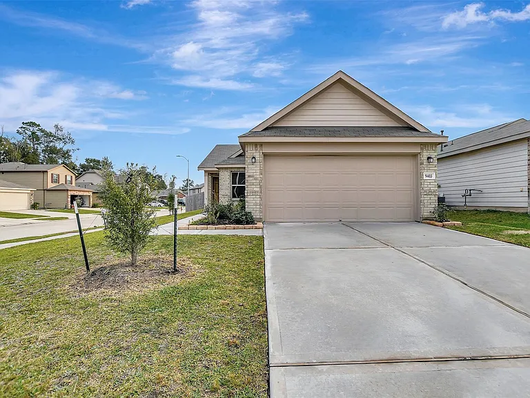 9403 Castillo Ct — Photo 2
