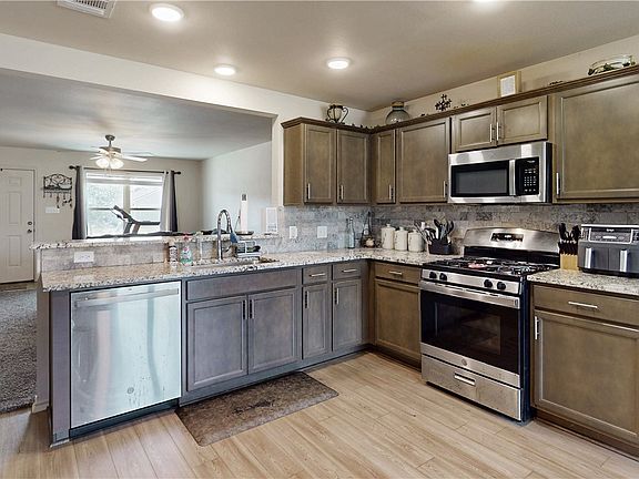 5th image of 2145 Heritage Meadow Ln