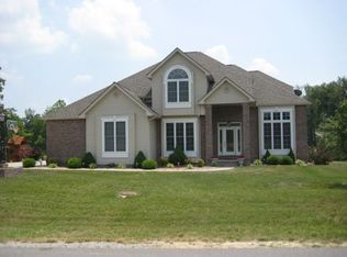 509 David Livingston Dr, Carterville, IL 62918