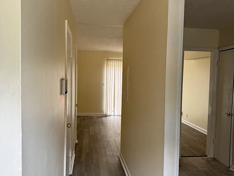 100 Lafayette Ct #1 — Photo 2