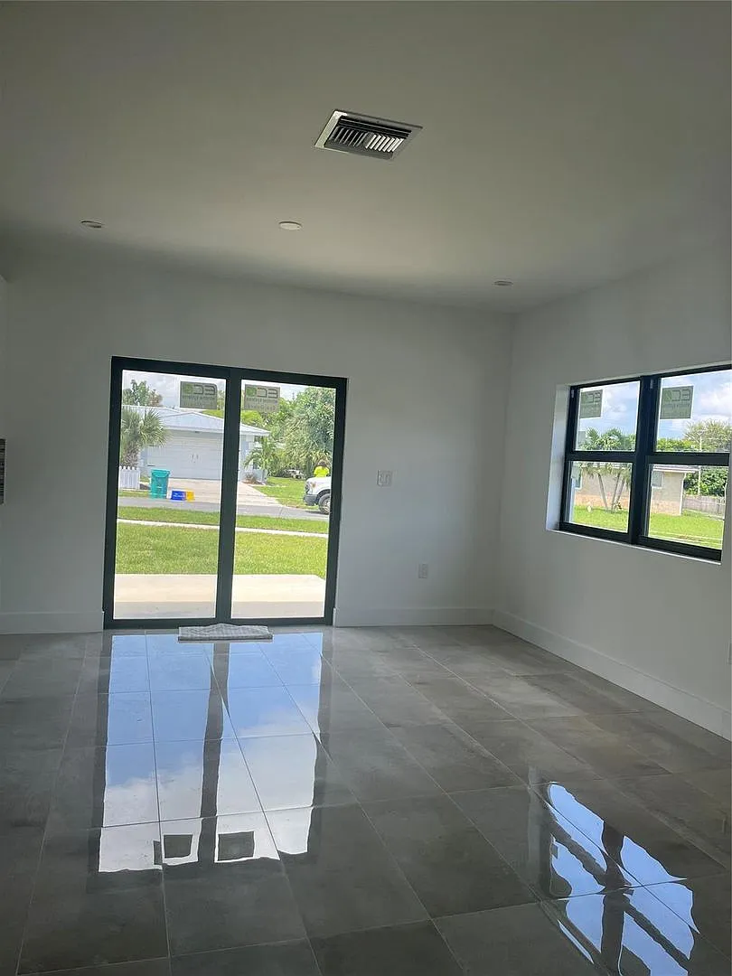 2877 SE 1st Court, Boynton Beach, FL 33435 — Photo 4