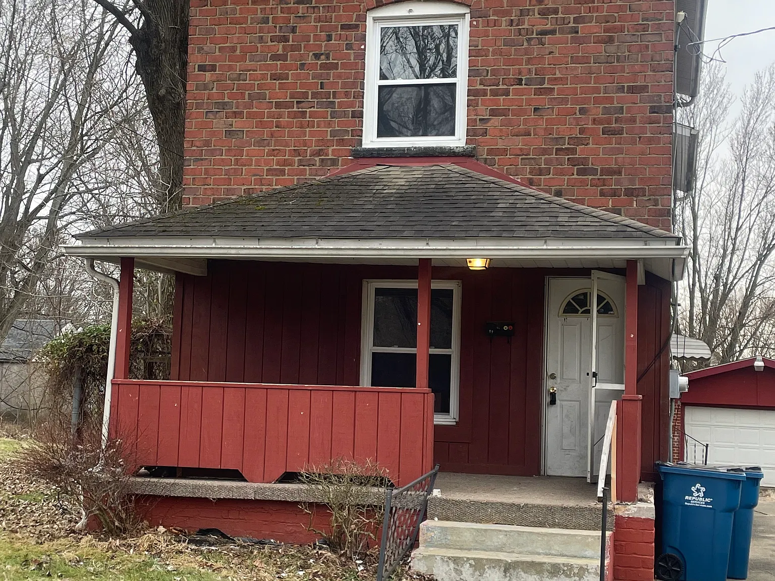 3 bed, 1.5 bath, 1500 sqft, $1,400 — Photo 2