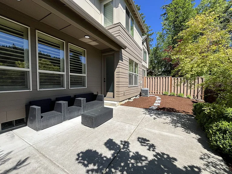 12100 SW 173rd Ter — Photo 59