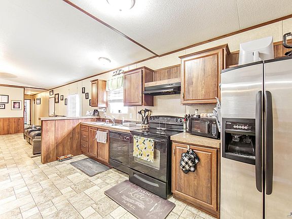 3rd image of 388 Al Joseph Ln