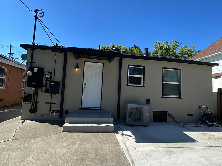 3433 12th Ave — Photo 20