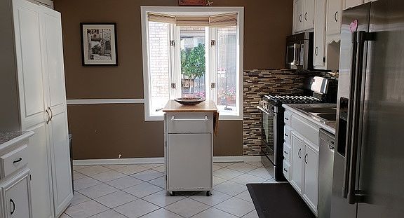 5th image of 5419 N Milwaukee Ave #3A