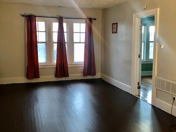 4th image of 8940 Lumpkin St APT 3